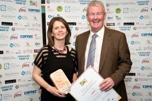 Topform MD, Paul Glynn and Marketing Manager, Aislin Le Provost. Winner BEST EMAIL. OMiG Awards 